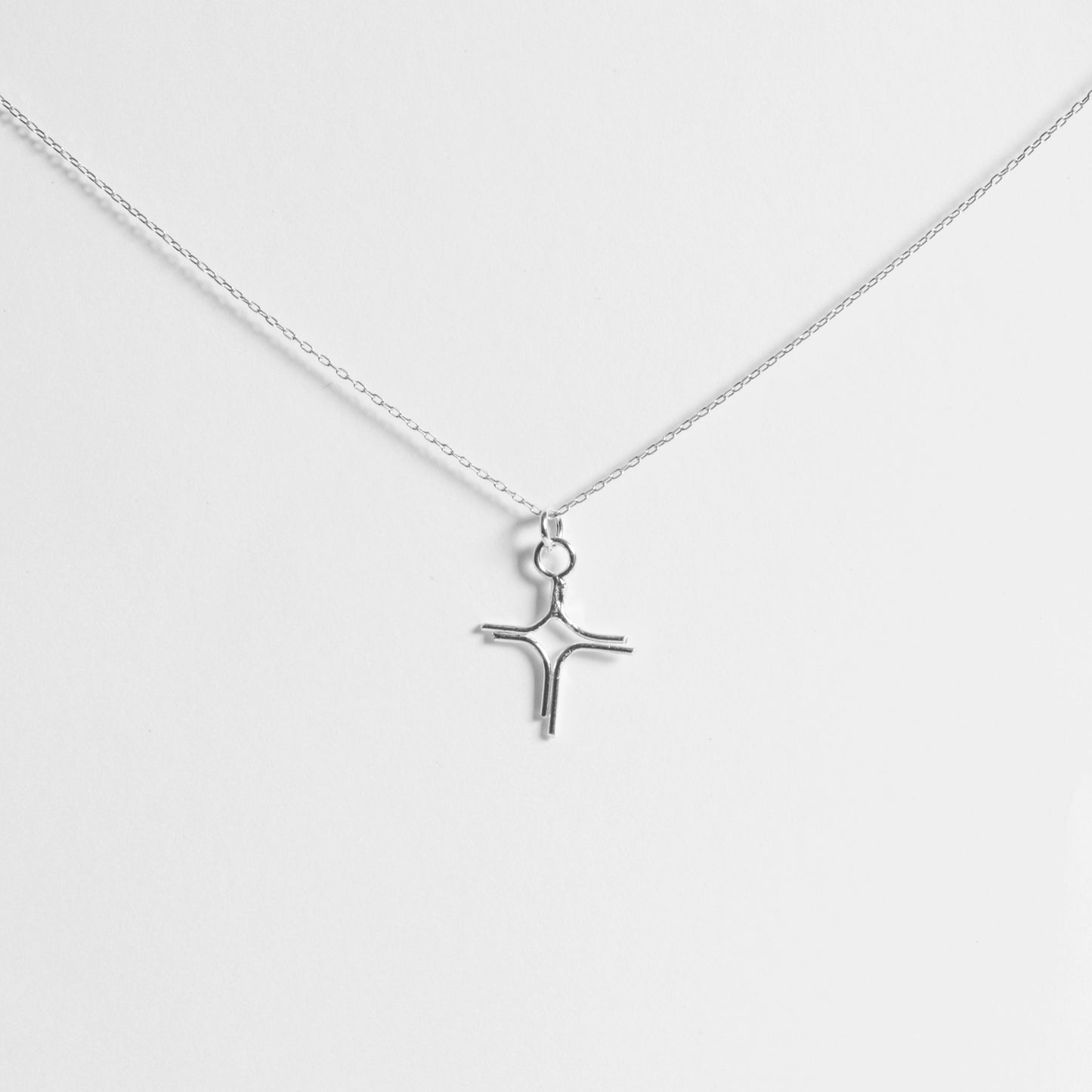 Colgante Brillo, colgante artesanal de plata de ley de Antorcha de Plata - imagen 1