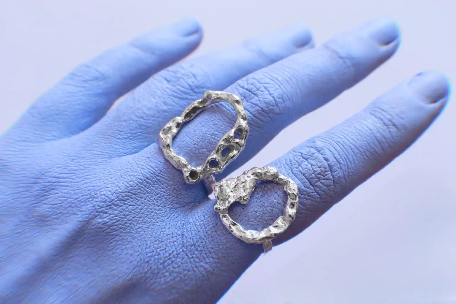 Detalle 3 de Anillo Viruta 01 en plata de ley artesanal de Antorcha de Plata