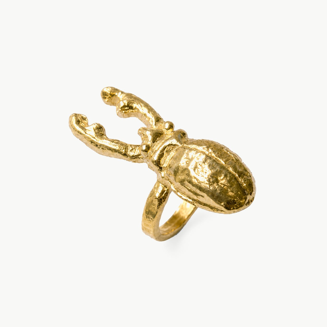 ANILLO CIERVO VOLADOR 01 chapado en oro