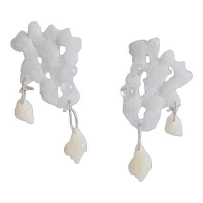 Pendientes Corales color blanco de Antorcha de Plata