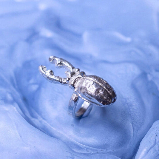 Anillo Ciervo Volador 01, anillo artesanal de plata de ley de Antorcha de Plata - imagen 1