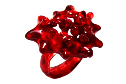 Anillo Coraza Rojo, anillo artesanal de resina modelado a mano de Antorcha de Plata - imagen 1